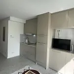 Modern Apartment *