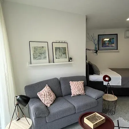 Modern Apartament *